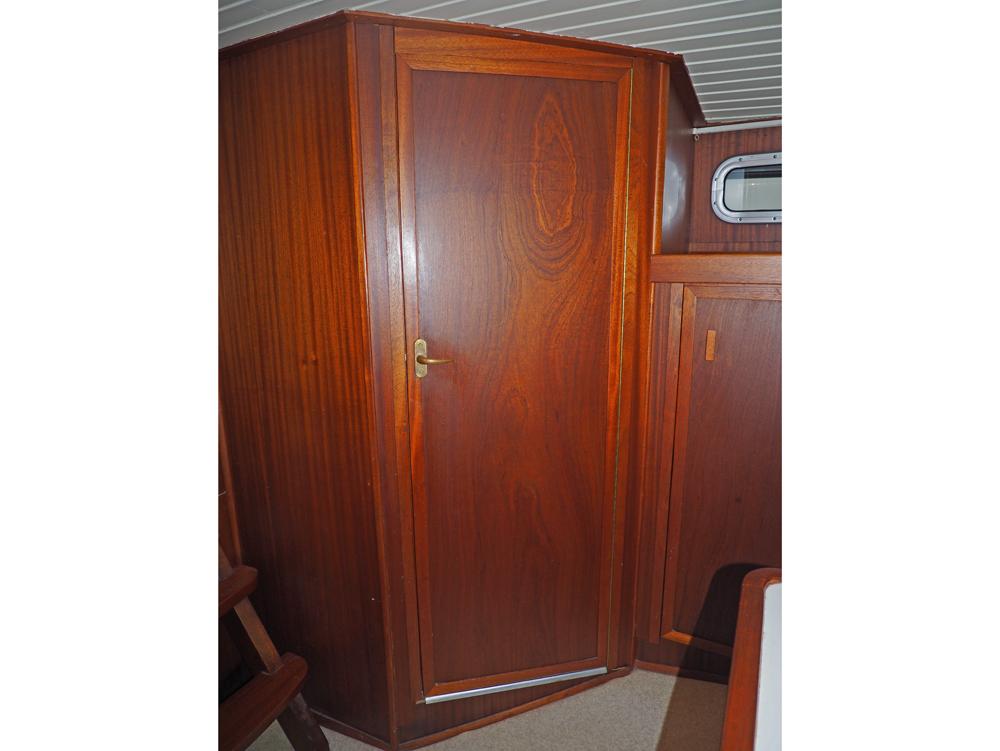 Aft cabin, Accommodation